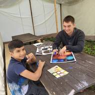 Jezdí s nimi také na tábory…