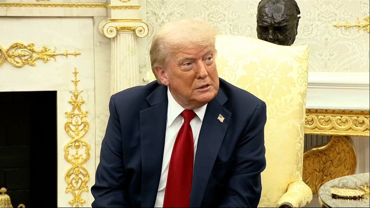 Ať jí Trump radši koupí boty. Ruská média útočí na první dámu USA