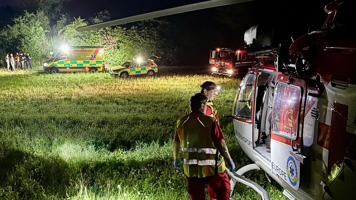 Dva opilí muži se zranili při noční jízdě na čtyřkolce nedaleko Frýdku-Místku
