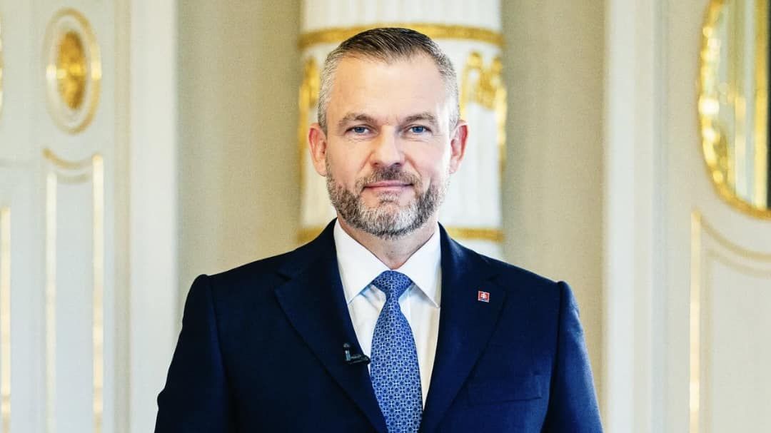 „Nějaká administrativní chyba.“ Hlas bruslí ve vysvětlování půjčky na Pellegriniho kampaň