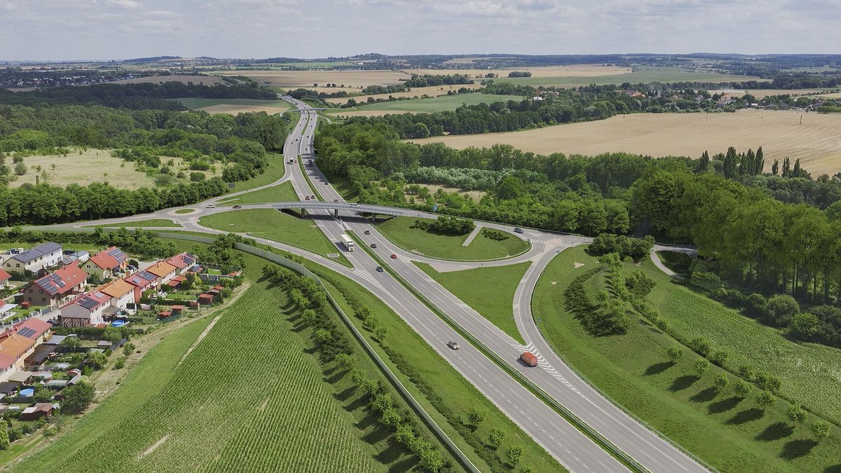 Nová výpadovka z Prahy na Kolín se vyhne Úvalům i Újezdu nad Lesy, hotová bude s okruhem