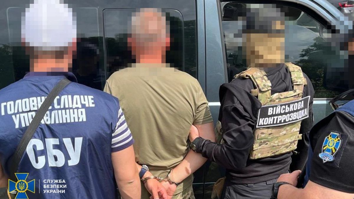 Ukrajinci zatkli plukovníka letectva. Do služeb Ruska ho naverbovala manželka