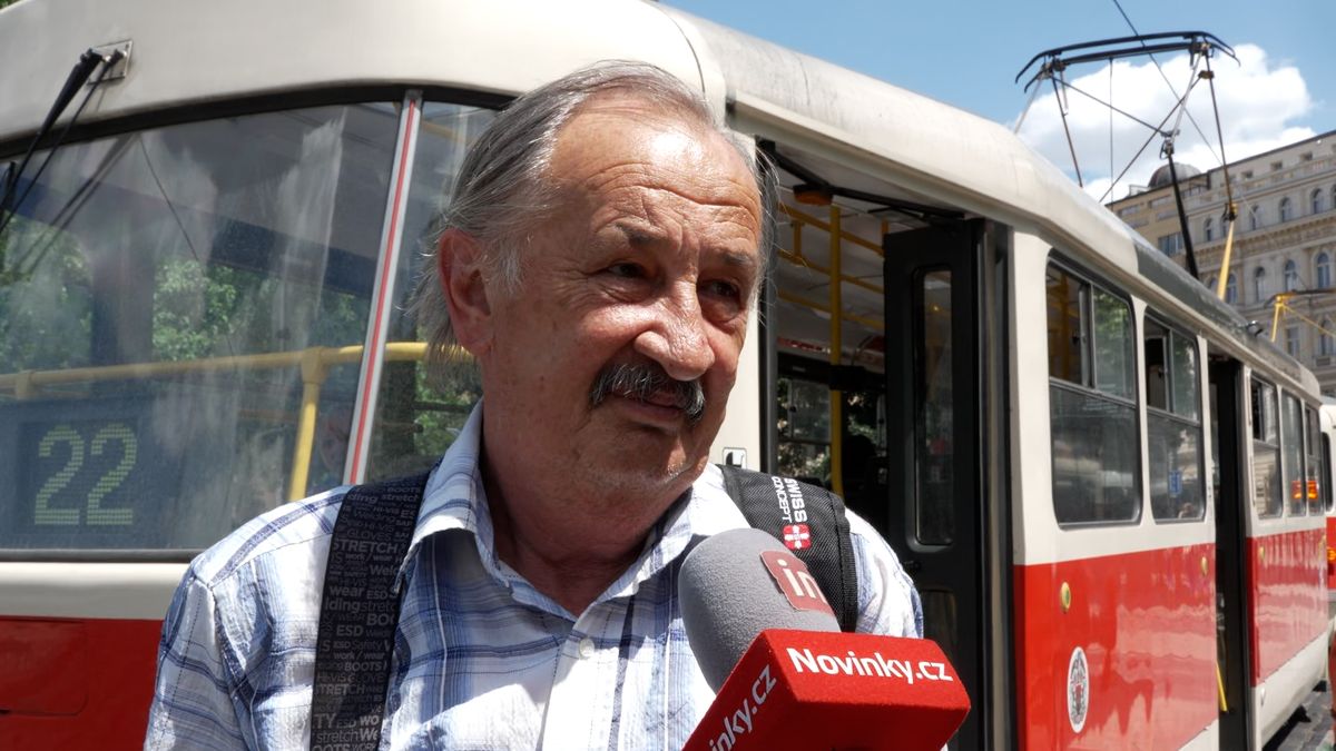 Výpadek proudu postihl železnici, vlaky často nabírají velká zpoždění