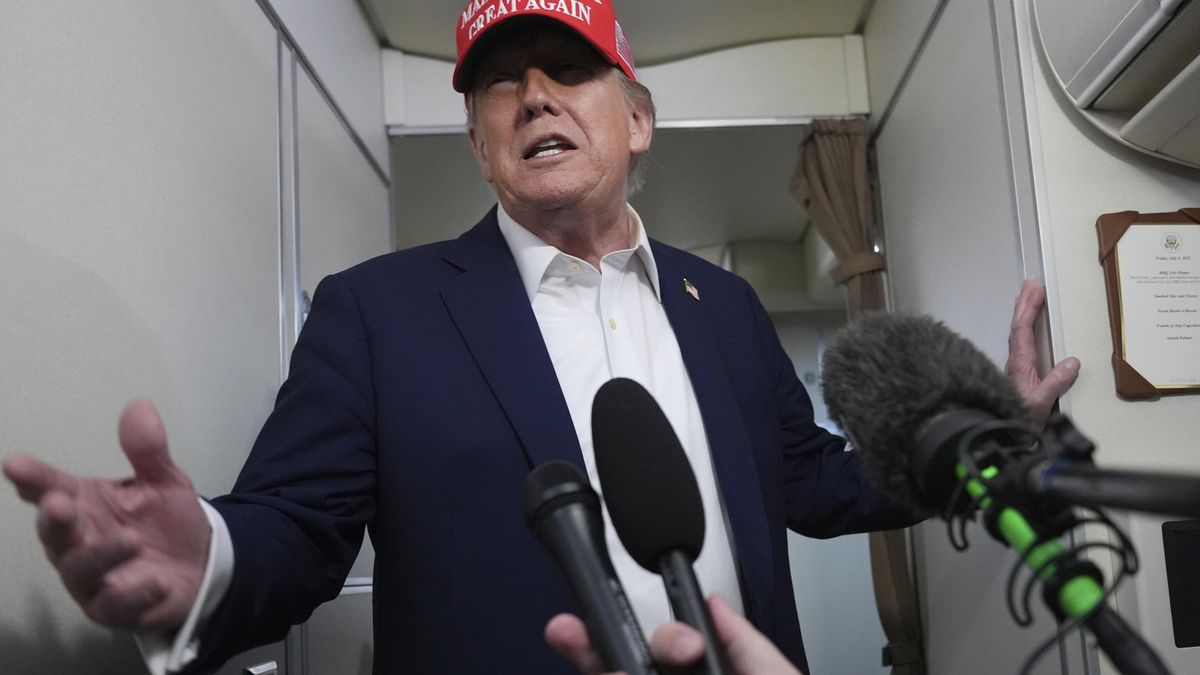 Je směšné, že Musk zakládá novou stranu. Jen přispěje ke zmatku, řekl Trump