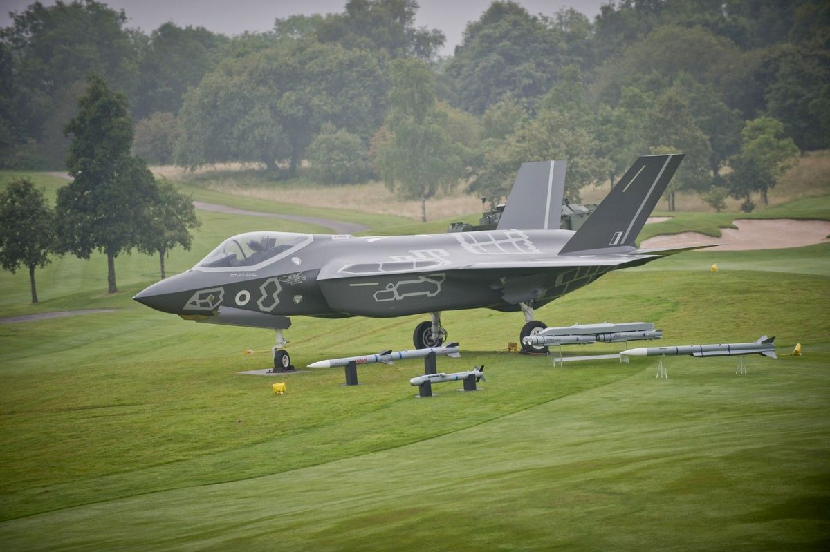 Britská F-35 uvázla v indické Kérale. Už je tam tři týdny 
