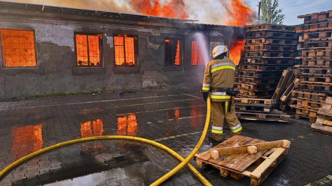 Deset zabitých civilistů včetně ročního chlapečka hlásí po ruských útocích Ukrajina