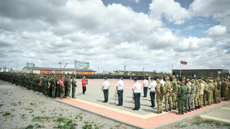 Moskva přes léto masově převychovává ukrajinské děti v ruské patrioty