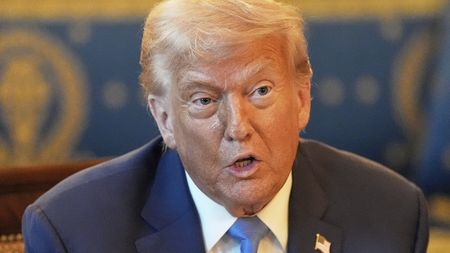 Trump slíbil Ukrajině více zbraní, aby se mohla bránit