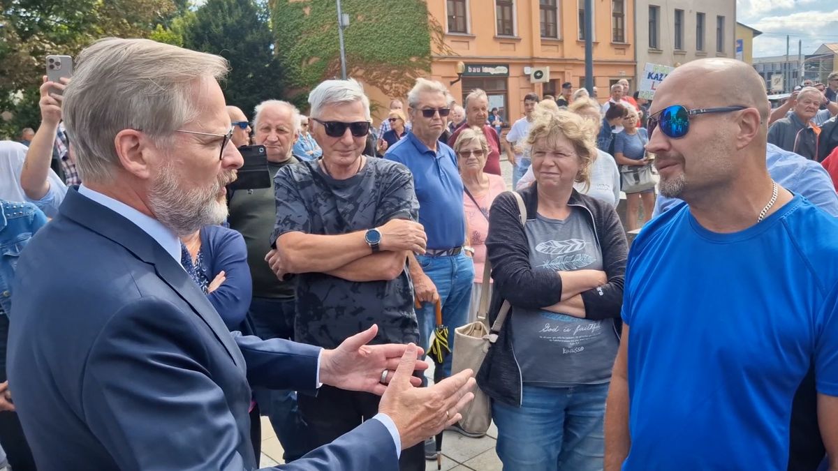 Chcete mi vrazit? Fiala v Jihlavě zaskočil neodbytného odpůrce