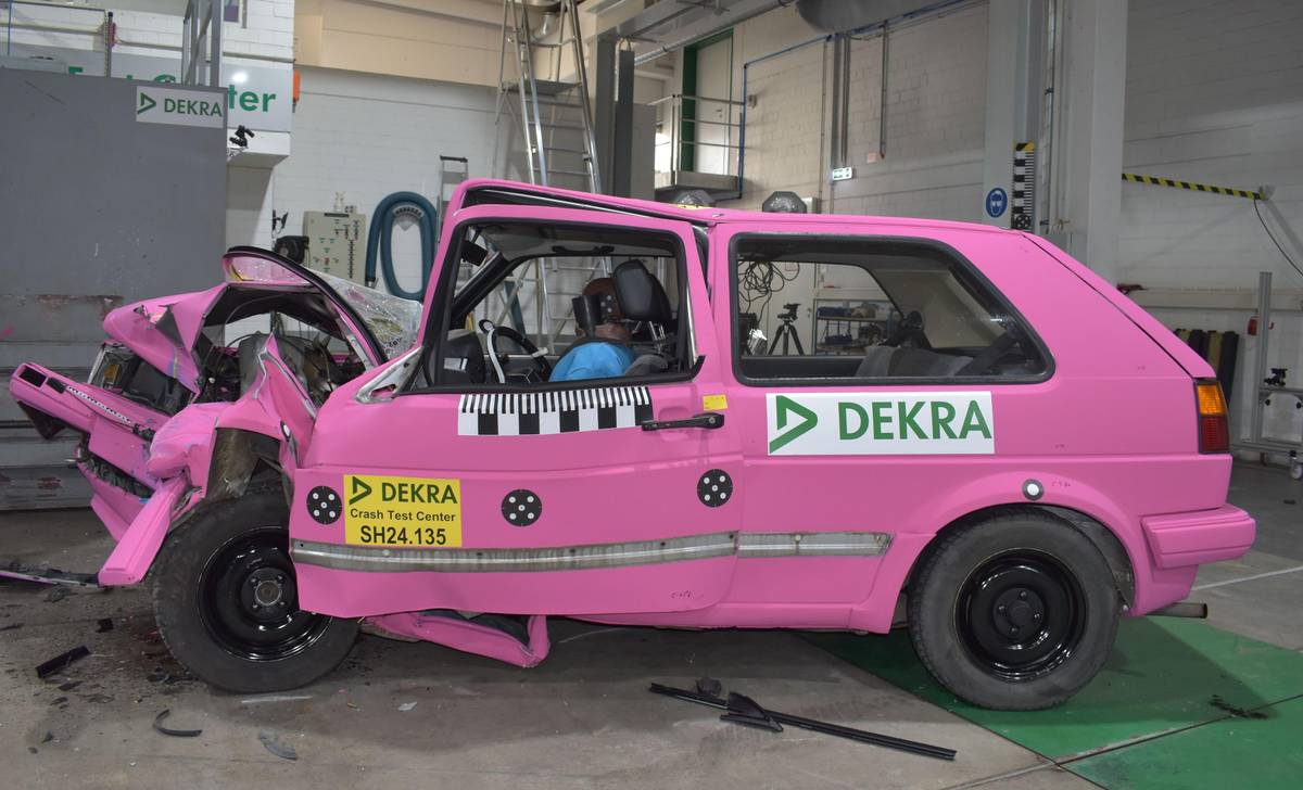 Pro test byl použit Volkswagen Golf druhé generace v dobrém technickém stavu.