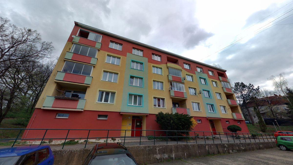 Případ padajícího paneláku nepamatuji, říká expert k evakuaci v Chomutově