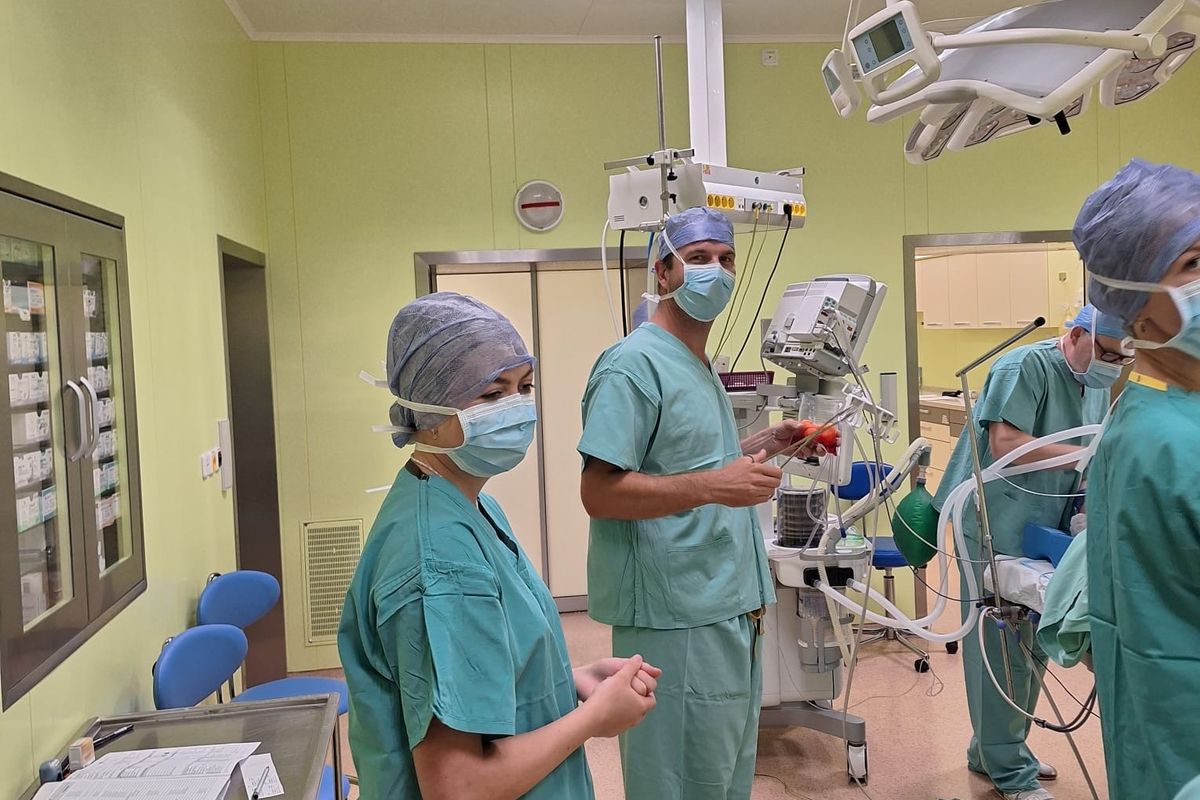 Nemocnice v Jablonci poprvé otevřela chirurgickou akademii, zájem předčil očekávání