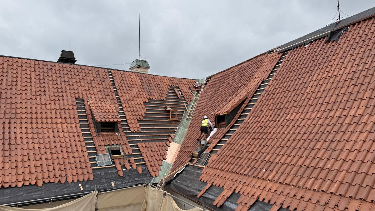 Někdejší Ústav šlechtičen na Pražském hradě dostává nový háv