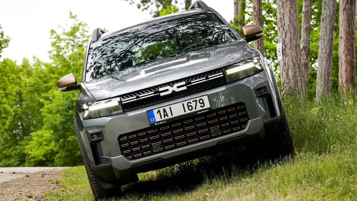 Test Dacie Bigster 4×4: Rodinné SUV do nepohody