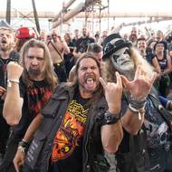 Metaloví fanoušci se dobře bavili. 