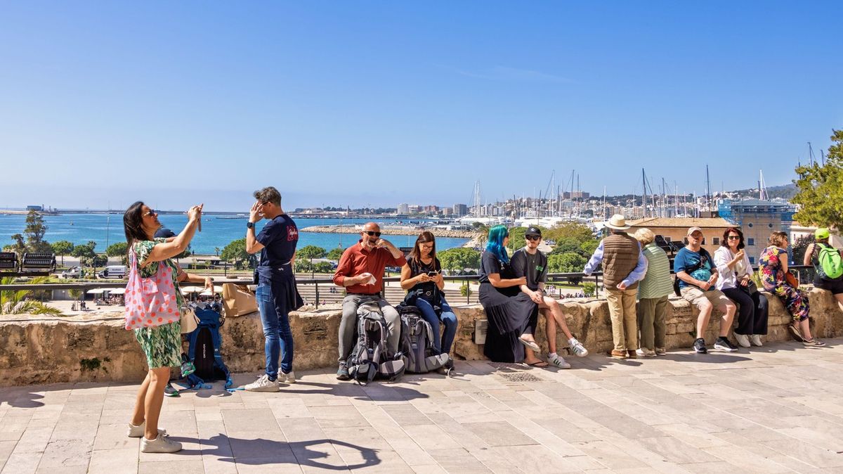 Na Mallorce naříkali kvůli davům turistů. Teď si zase stěžují na jejich nedostatek
