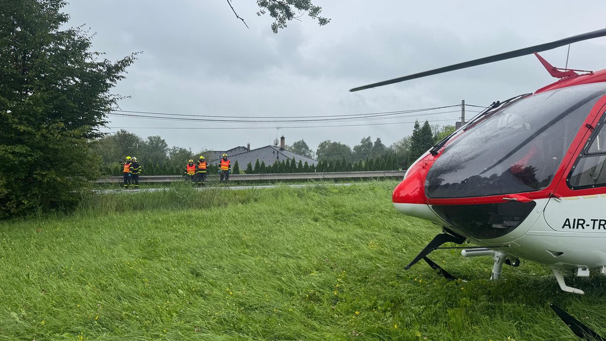 K vážně zraněnému muži v Beskydech šlapali záchranáři tři kilometry pěšky