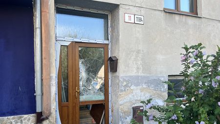 Jiřikovský měl na pátek přijít na policii, místo toho mu v noci vtrhla do domu zásahovka