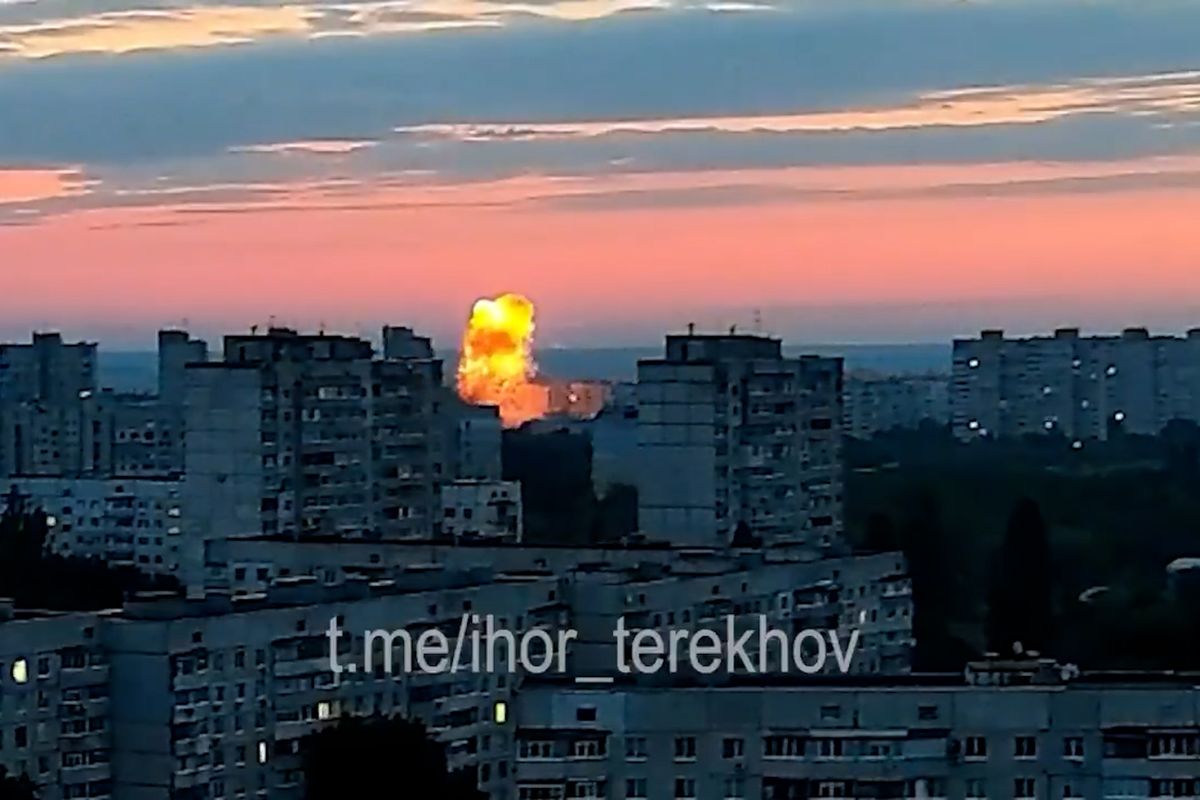 Lidé pokojně spali. Rusové zaútočili na dům v Charkově schválně, ukazuje video