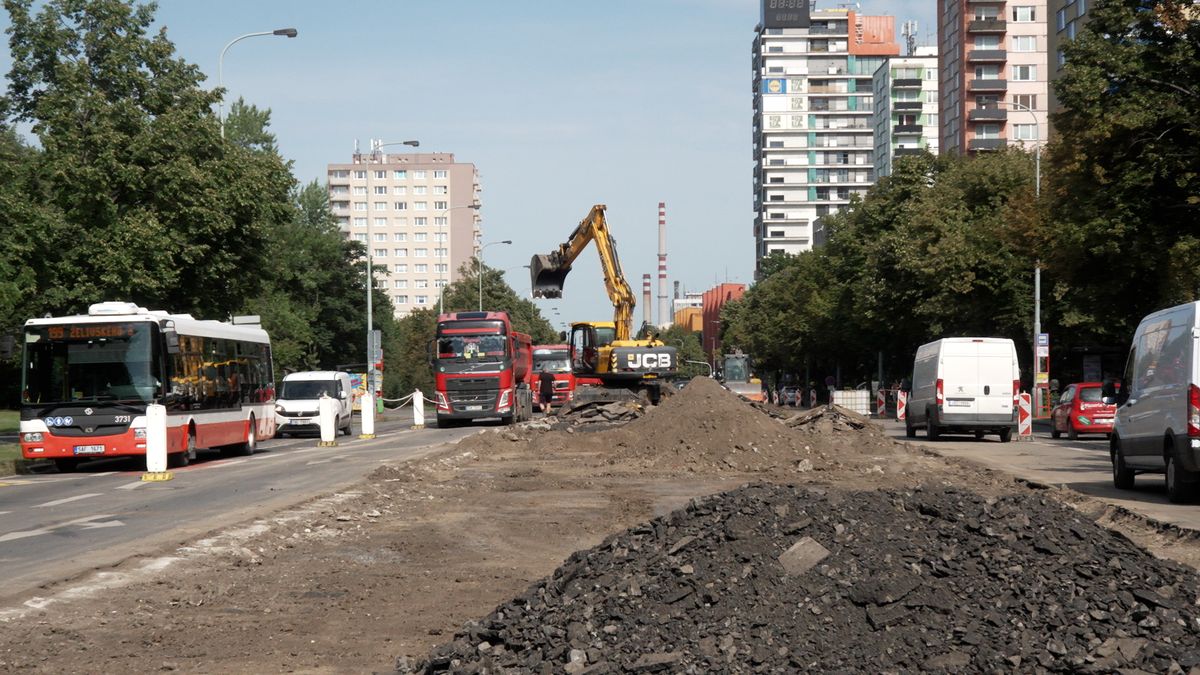 Stavba tramvajové linky v Malešicích potrvá další dva roky