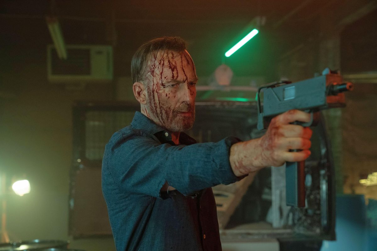 RECENZE: Nikdo 2 – nájemný vrah workoholik řádí na dovolené