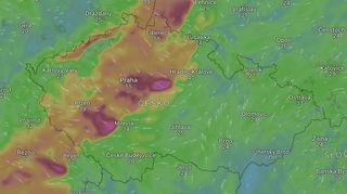 Budou rychlé. Meteorologové varovali před silnými bouřkami