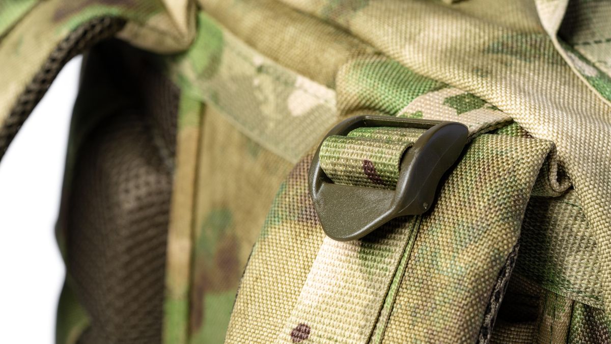 Česká armáda nepřevzala batohy z Číny, které zadrželo Rusko. Jsou vadné