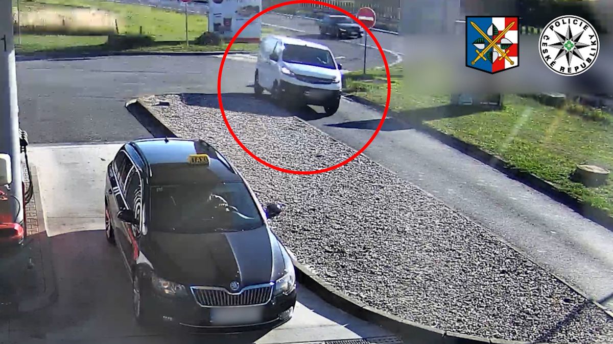 Má zákaz řízení a nesmí do Česka. Jízda opilého Poláka skončila u Olomouce