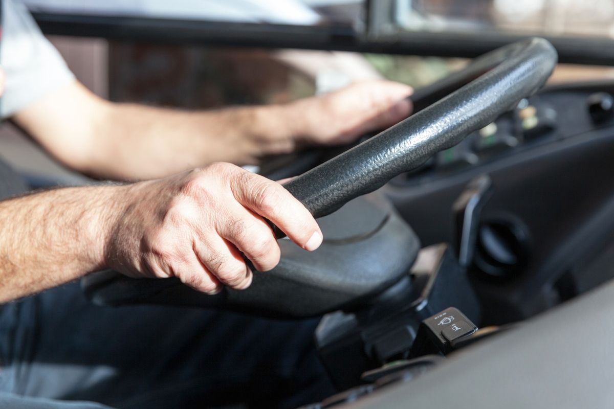 Opilý autobusák, který nechtěl zastavit, může dostat až pět let vězení