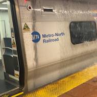 Přívalové deště výrazně ovlivnily provoz newyorského metra.