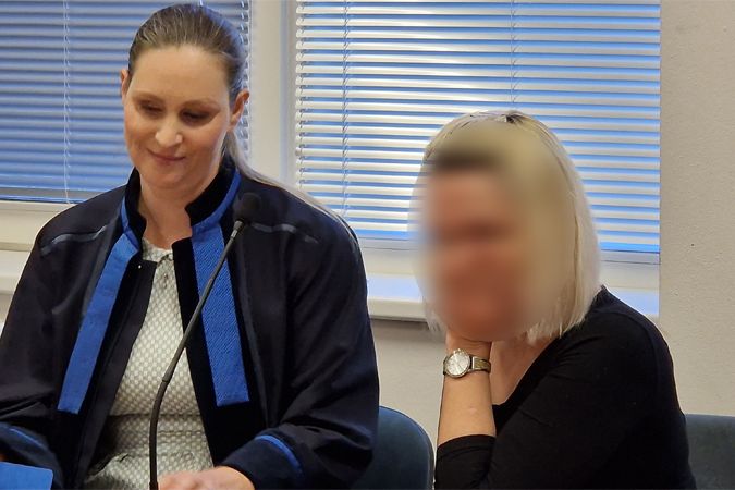 Žena bodla exmanžela nožem. Za pokus o jeho vraždu je u soudu už podruhé