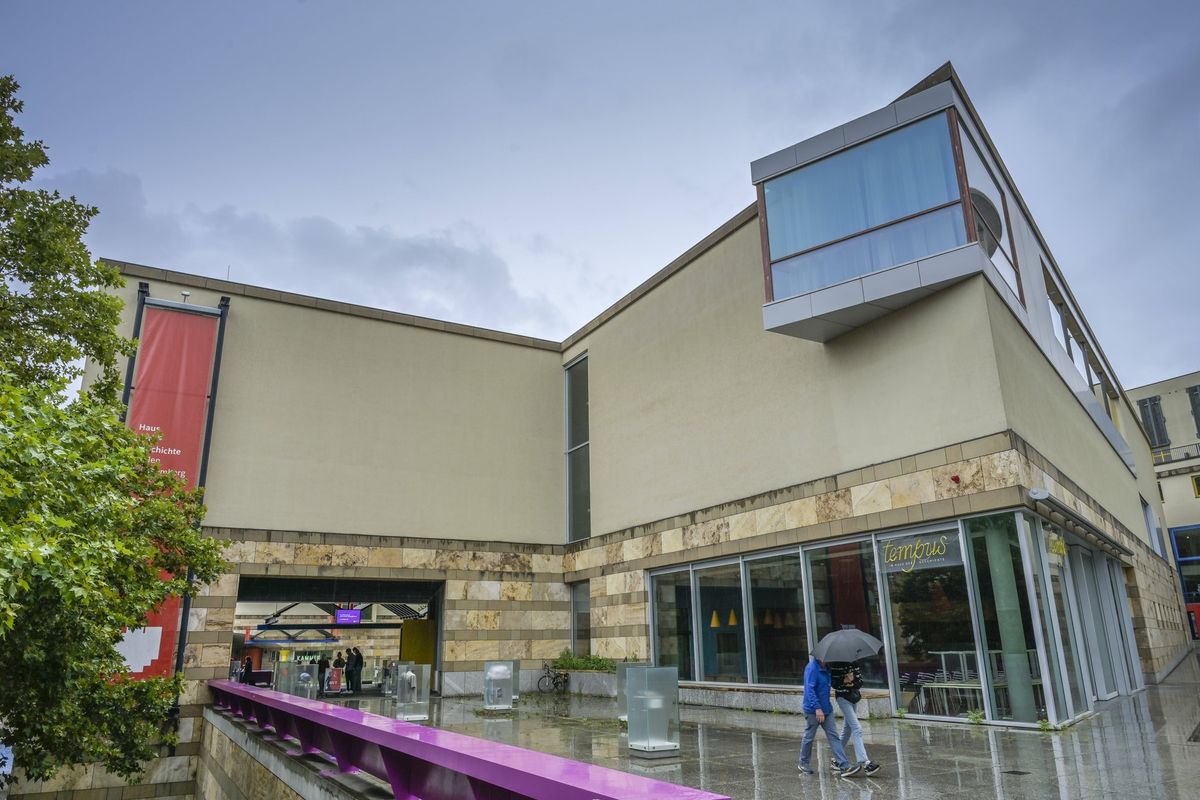 Stuttgartské muzeum láká na výstavu jen pro nahé návštěvníky