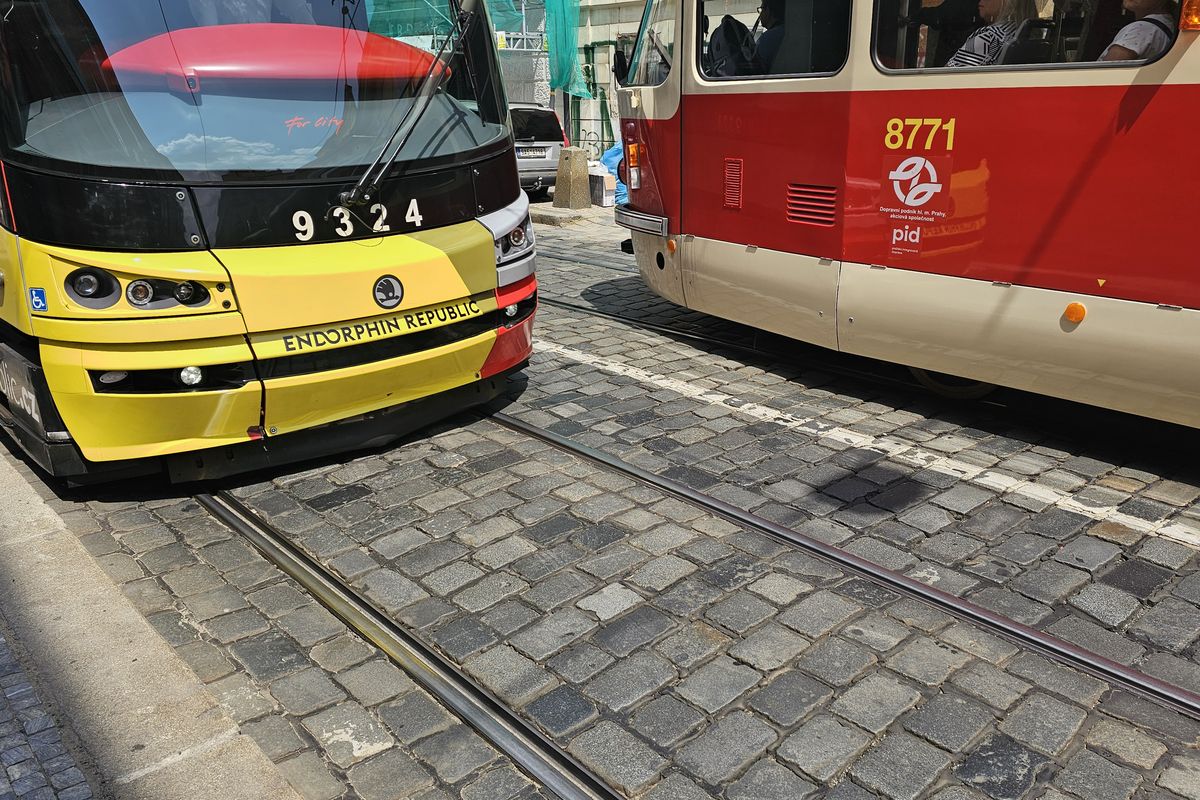 Tramvaje nepojedou z „Kulaťáku“ v Praze 6 do konce letních prázdnin