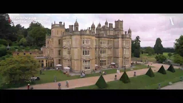 RECENZE: Čtvrteční klub amatérských detektivů nenadchne, nad vodou ho drží herecké hvězdy