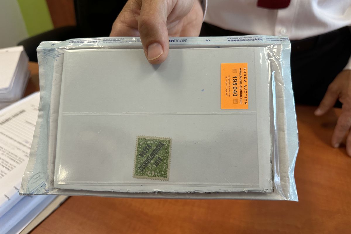 U soudu v Semilech hraje hlavní roli vzácná známka, žilkovaná čtyřka