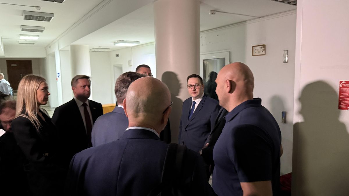 Lipavský musel na Ukrajině zase do krytu