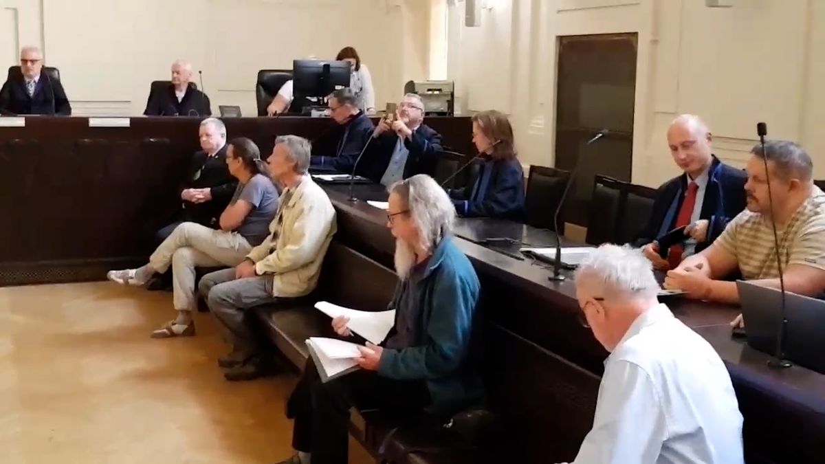 Plánovali cvičit Čechy v Doněcku. Soud s proruskými domobranci nezačal ani napodruhé