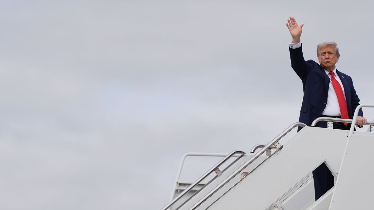 Tohle všechno je jen předehra. Web zveřejnil Trumpovu třístupňovou strategii