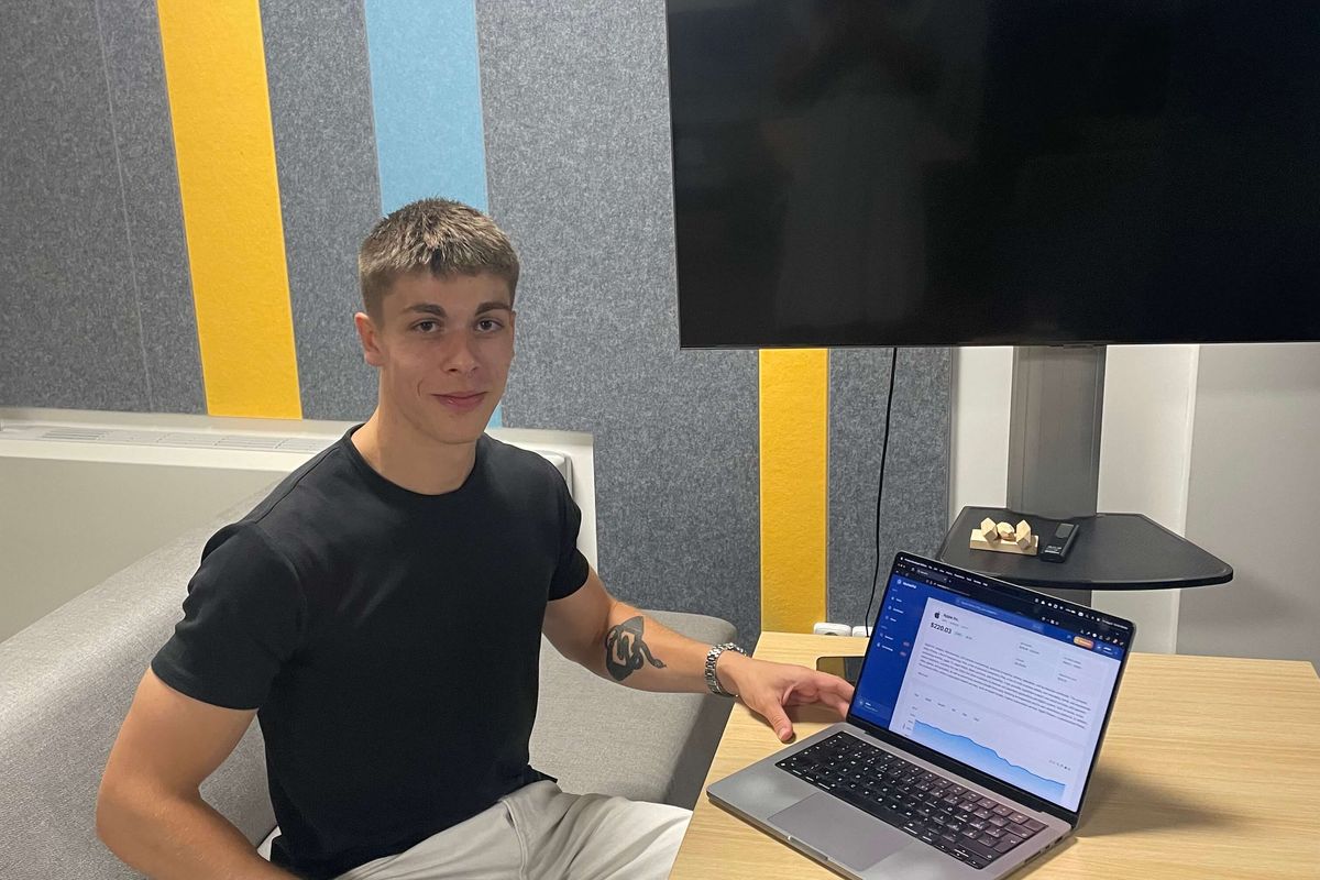 Student z Liberce pomáhá svým nápadem investorům lépe se orientovat na burze 