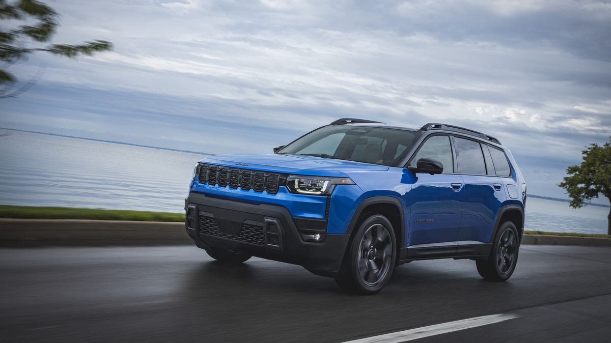 Jeep Cherokee je zpět, nabídne hybridní pohon i terénní schopnosti