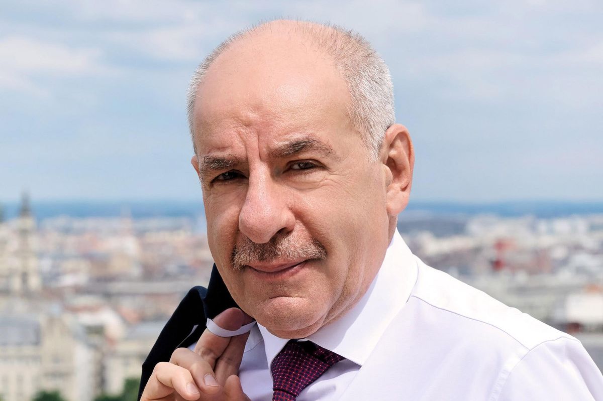 Maďarský prezident nejdřív odsoudil ruský útok. Pak radši smazal slovo ruský