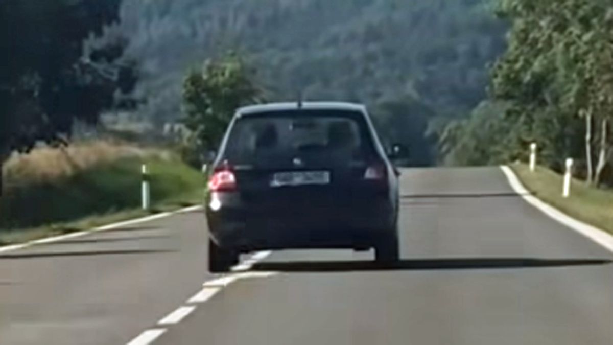 Zmatený senior na Bruntálsku šílenou jízdou ohrožoval všechny. Zastavili ho až po 15 kilometrech