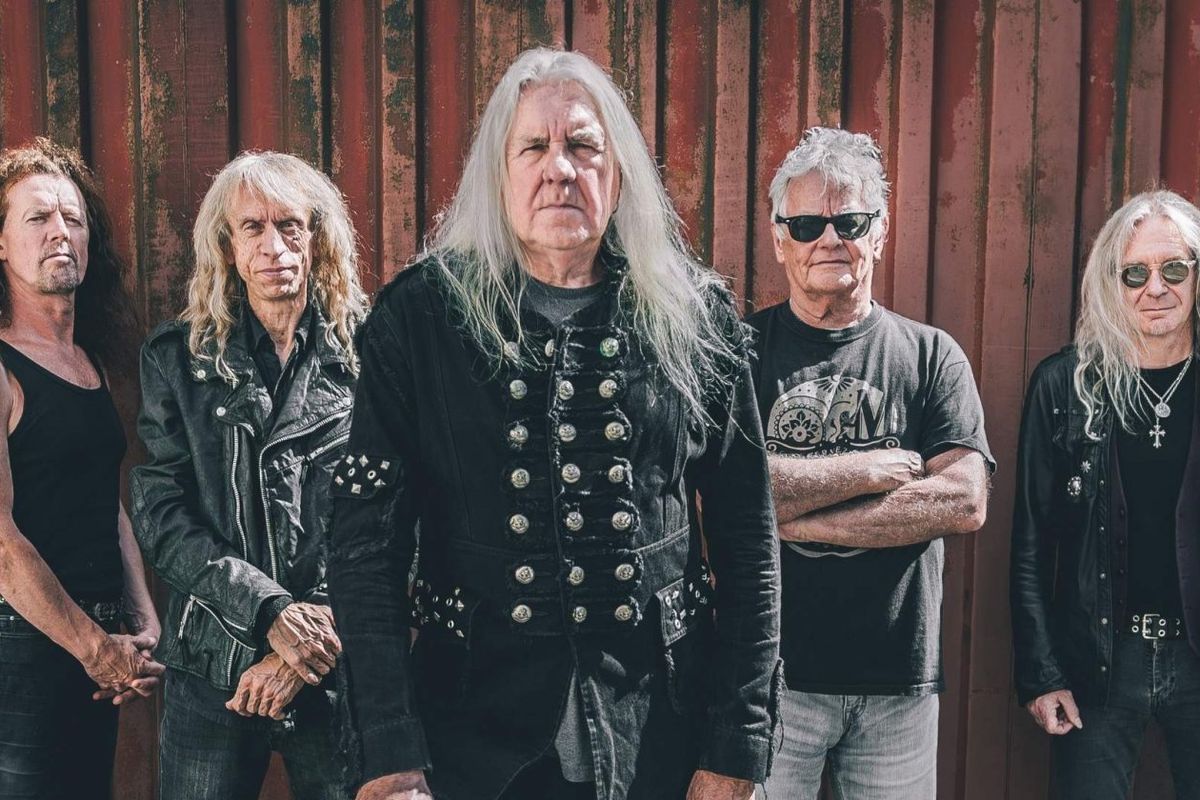 Zpěvák Biff Byford čelí rakovině. Kapela Saxon na TrutnOff Open Air Festival nepřijede