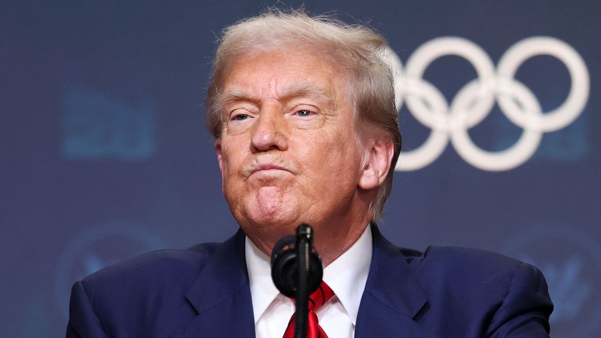 Trump se rozzuří, pokud Witkoff přijede z Moskvy s prázdnou. Hrozí sankcemi na stínovou flotilu