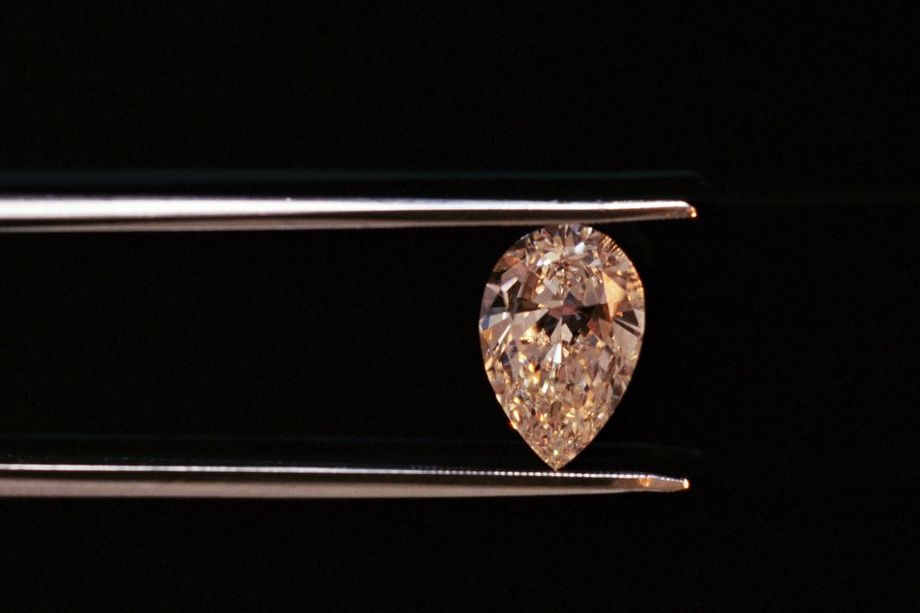 V Dubaji zmizel růžový diamant za půl miliardy, za osm hodin měli zloděje