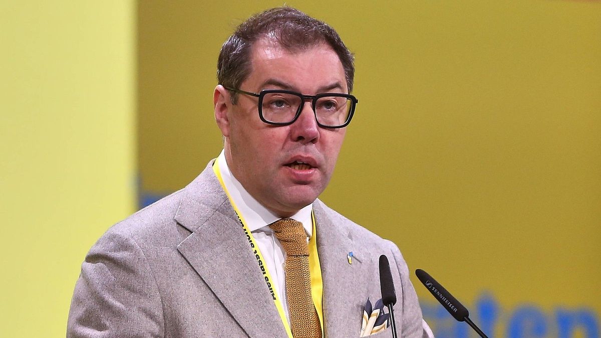 Žádné územní ústupky, řekl ukrajinský velvyslanec v Německu ke schůzce Trumpa s Putinem