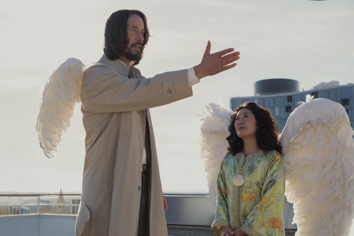 Neobratný anděl Keanu Reeves hledá smysl své práce. Komedie Boží úlet se blíží do kin
