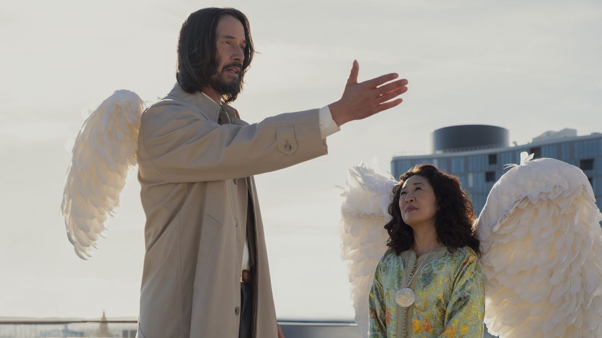 Neobratný anděl Keanu Reeves hledá smysl své práce. Komedie Boží úlet se blíží do kin