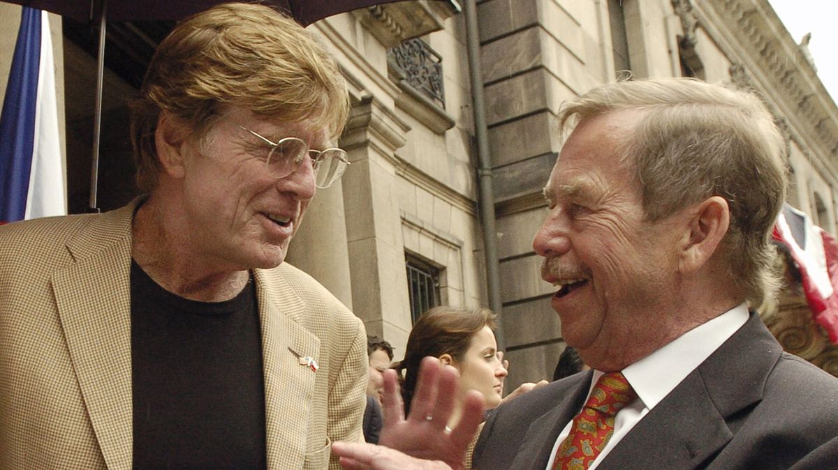 FOTO: Robert Redford slaví. Idol před 89. narozeninami přerušil herecký důchod