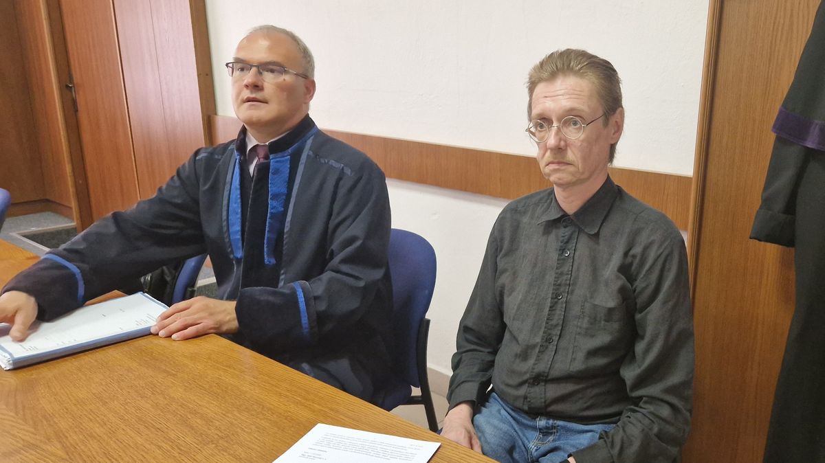 Invalida vedl košilaté řeči, žárlivého přítele podnájemnice pak zastřelil. Hrozí mu 16 let